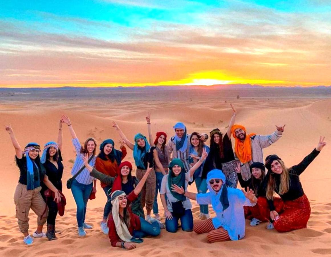 Desert Berber Fire Camp เมอร์ซูกา ภายนอก รูปภาพ