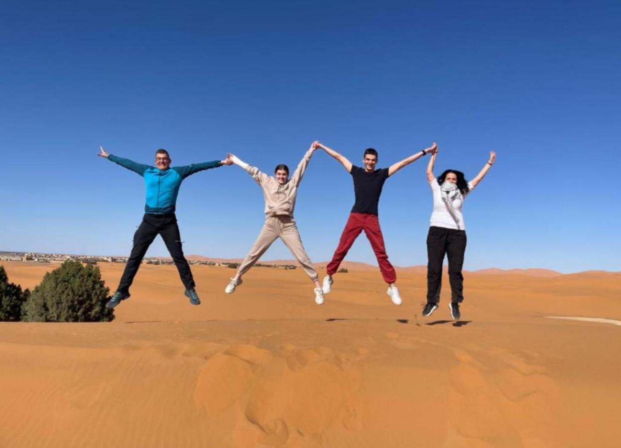 Desert Berber Fire Camp เมอร์ซูกา ภายนอก รูปภาพ