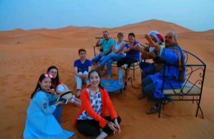 Desert Berber Fire Camp เมอร์ซูกา ภายนอก รูปภาพ
