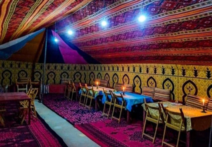 Desert Berber Fire Camp เมอร์ซูกา ภายนอก รูปภาพ