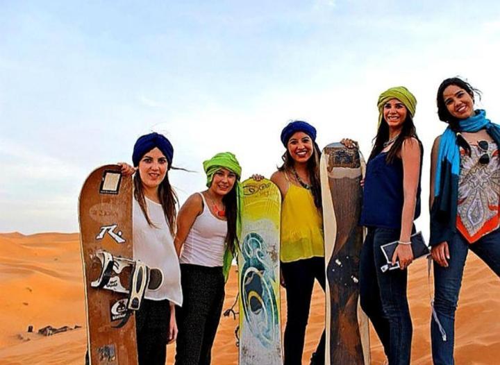 Desert Berber Fire Camp เมอร์ซูกา ภายนอก รูปภาพ