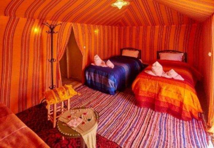 Desert Berber Fire Camp เมอร์ซูกา ภายนอก รูปภาพ