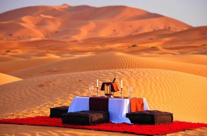 Desert Berber Fire Camp เมอร์ซูกา ภายนอก รูปภาพ