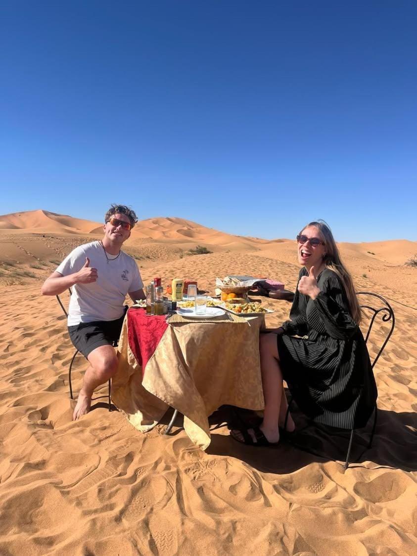 Desert Berber Fire Camp เมอร์ซูกา ภายนอก รูปภาพ