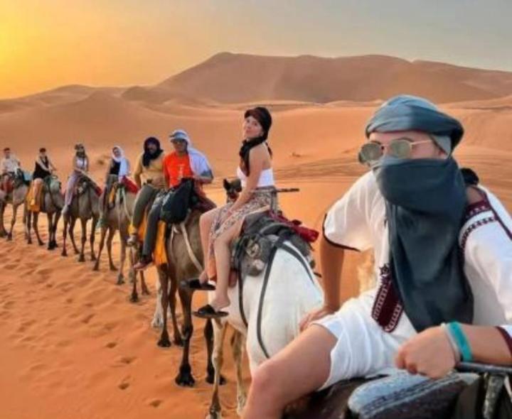 Desert Berber Fire Camp เมอร์ซูกา ภายนอก รูปภาพ